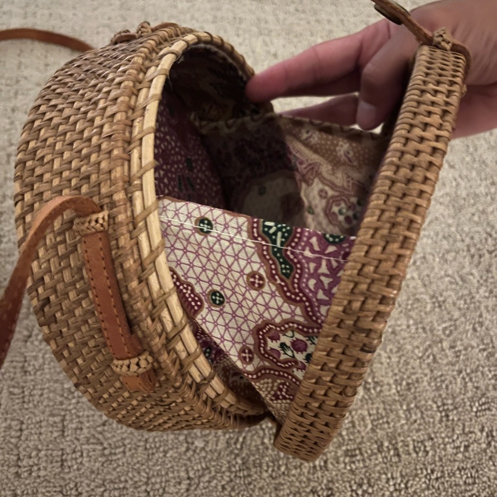 Handbag - Picture 5 of 5